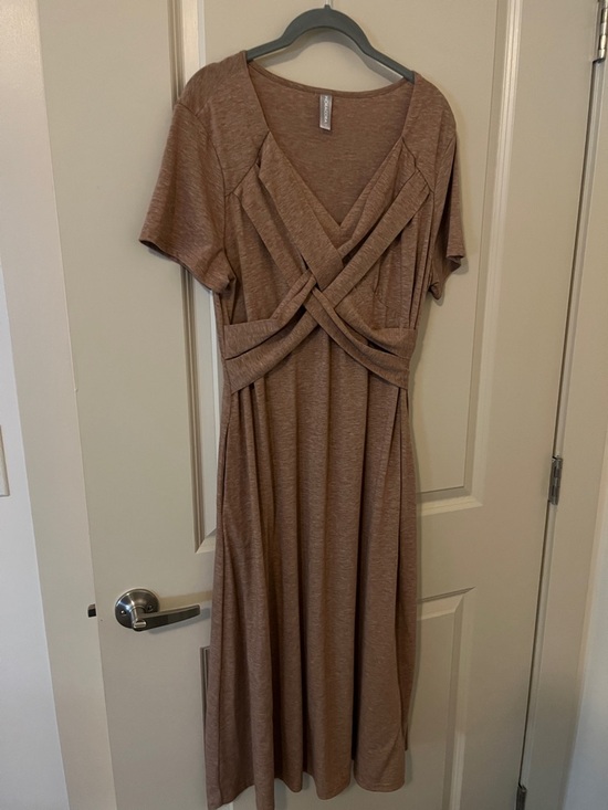noracora Dresses & Skirts - Brown Short-Sleeve Twist-Waist Maxi Dress noracora large casual capsule